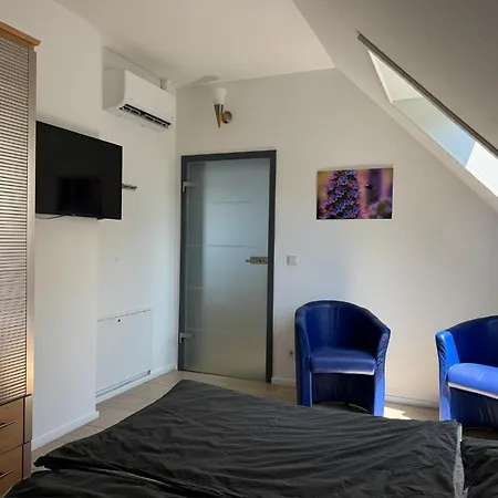 Flat 39 *
